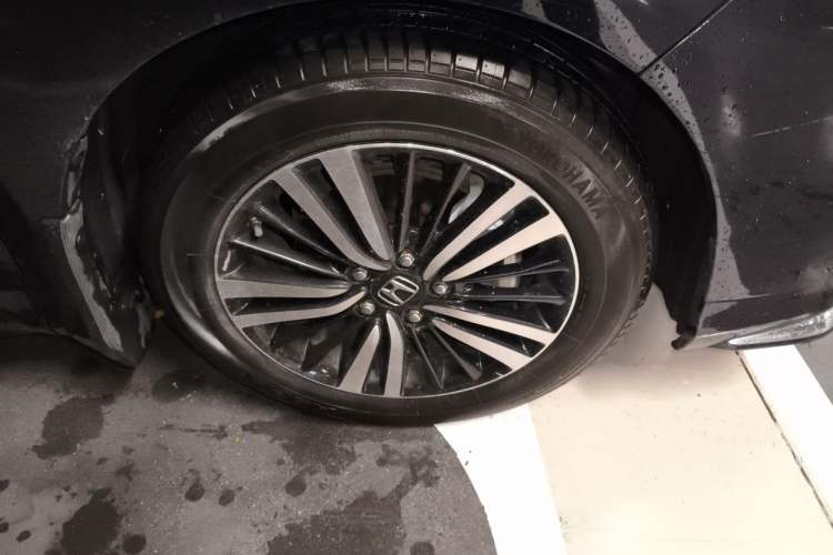 Used Honda Odyssey 2019 2.0L Rui·Smart Edition Right Front Wheel Hub