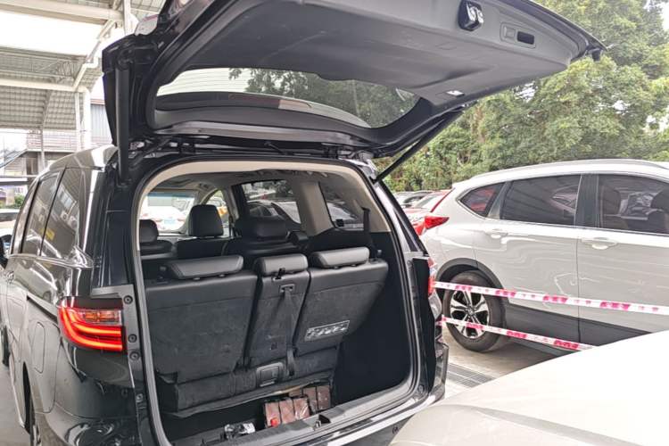 Used Honda Odyssey 2019 2.0L Rui·Zhi Zhen Edition Trunk
