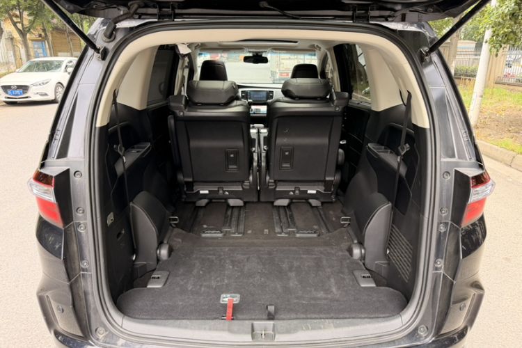 Used Honda Odyssey 2019 2.0L Rui·Zhi Zhen Edition Trunk