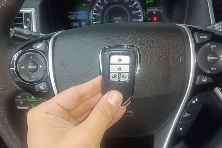 Used Honda Odyssey 2019 2.0L Rui-Changxiang Edition Vehicle Key