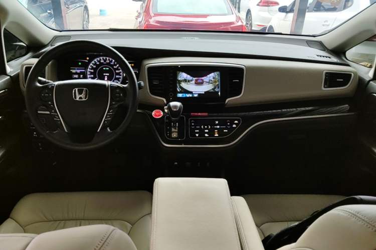 Used Honda Odyssey 2019 2.0L Rui·Zhi Zhen Edition Center Console