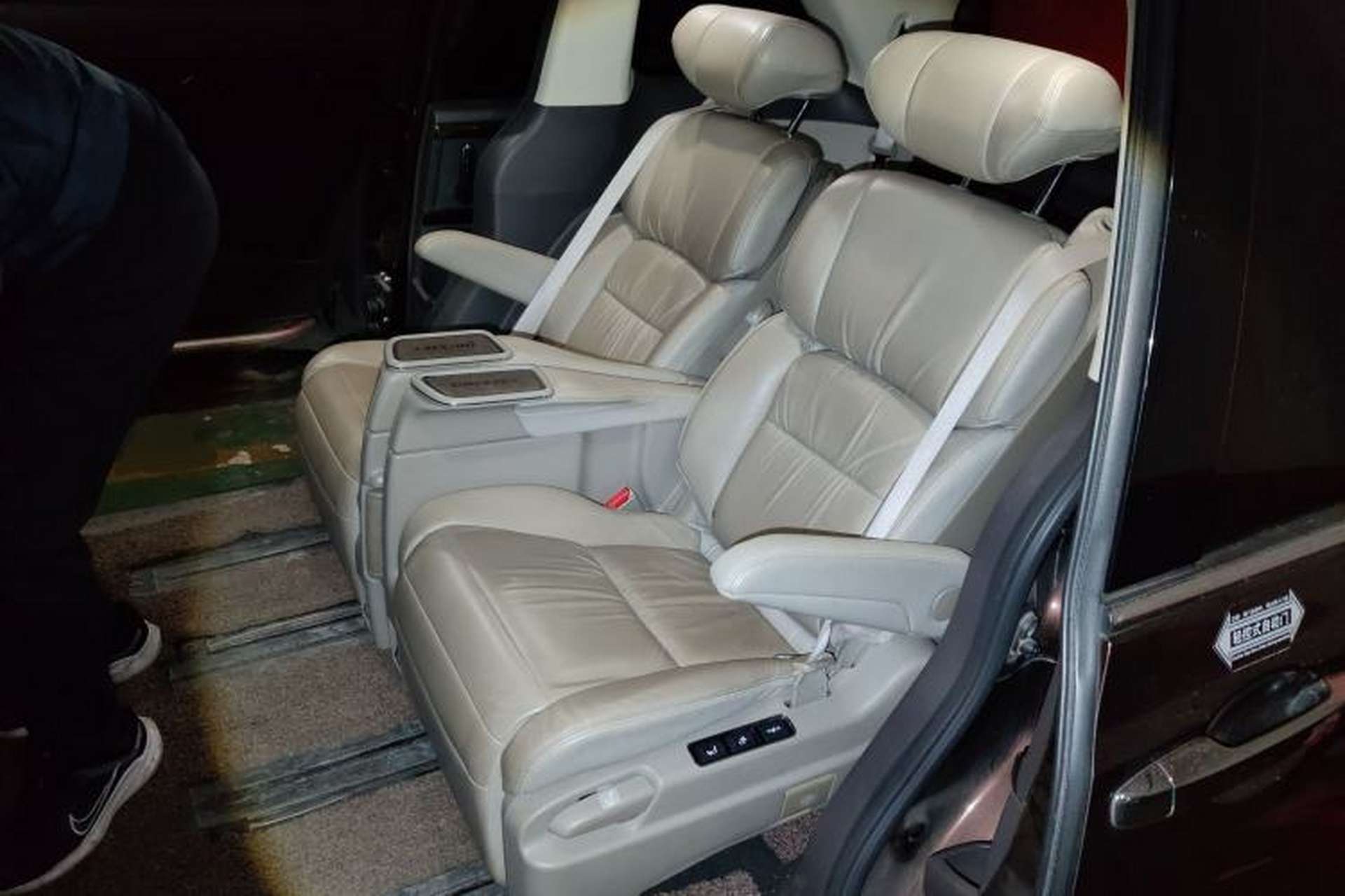 Used Honda Odyssey 2019 2.0L Rui·Zhi Zhen Edition Left Rear Seat