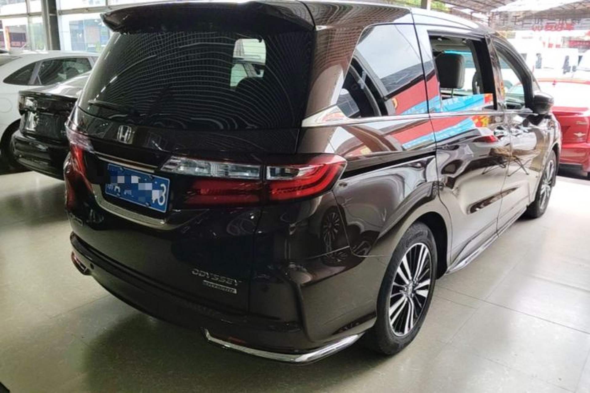Used Honda Odyssey 2019 2.0L Rui·Zhi Zhen Edition Rear Right 45 Deg