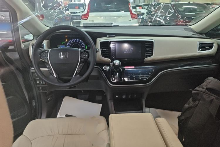 Used Honda Odyssey 2019 2.0L Rui·Zhi Zhen Edition Center Console
