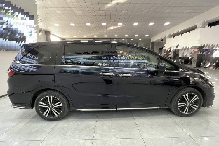 Used Honda Odyssey 2019 2.0L Rui·Zhi Zhen Edition Exterior 6