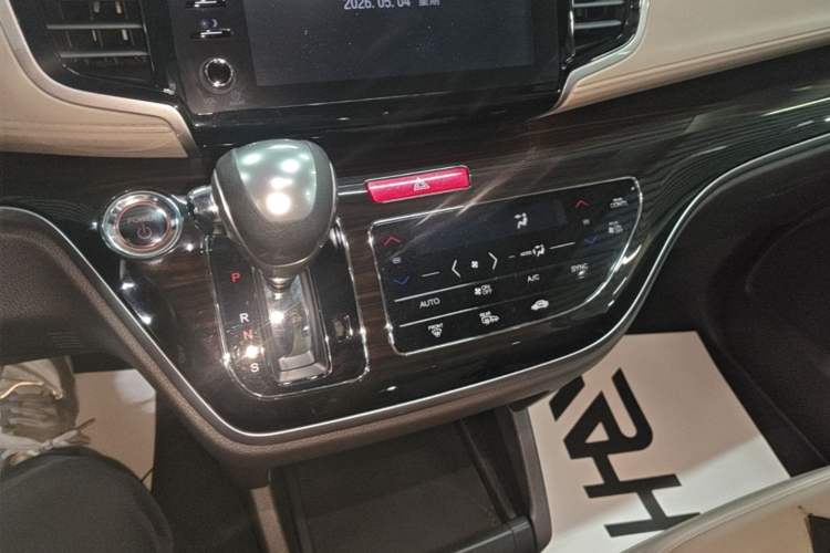 Used Honda Odyssey 2019 2.0L Rui·Zhi Zhen Edition Gear Lever