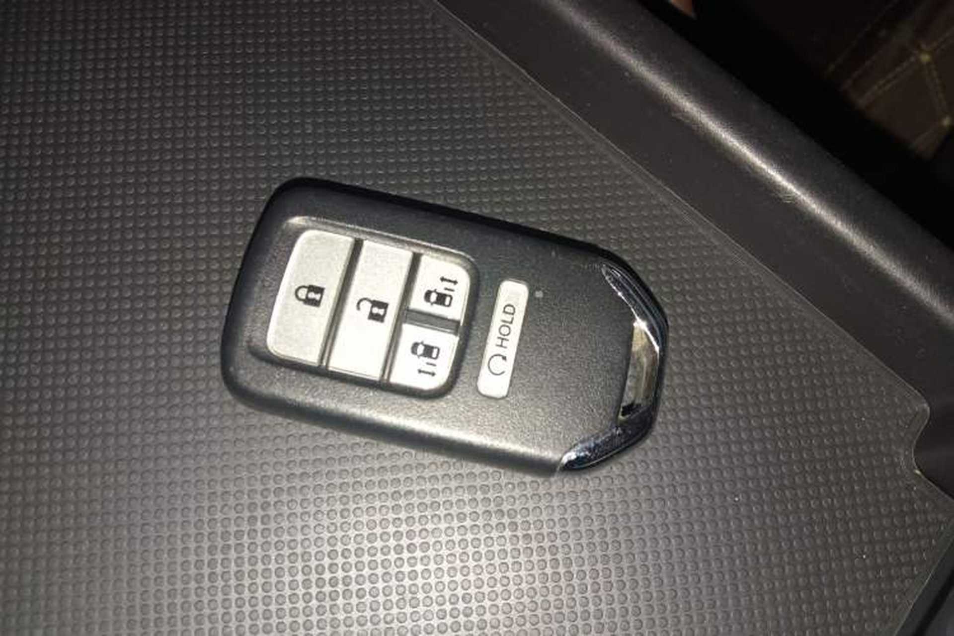 Used Honda Odyssey 2019 2.0L Rui·Zhi Zhen Edition Interior 1