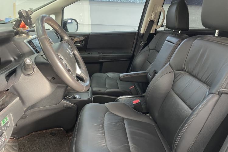 Used Honda Odyssey 2019 2.0L Rui·Zhi Zhen Edition Interior 3