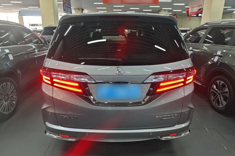 Used Honda Odyssey 2019 2.0L Rui·Zhi Zhen Edition Rear