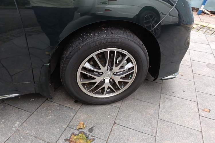 Used Honda Odyssey 2019 2.0L Rui·Comfort Edition Right Front Wheel Hub