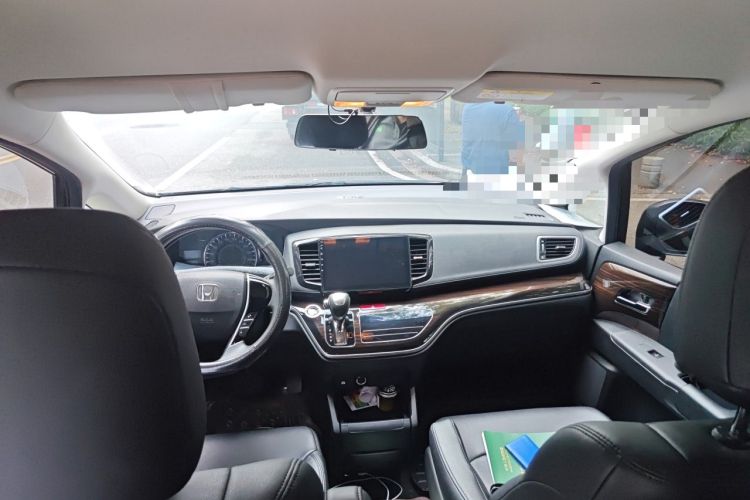 Used Honda Odyssey 2019 2.0L Rui·Comfort Edition Center Console