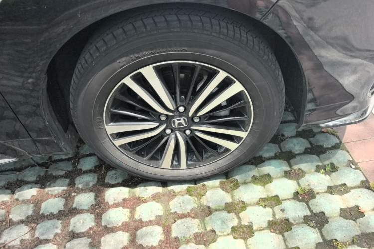 Used Honda Odyssey 2019 2.0L Rui·Zhi Zhen Edition Right Front Wheel Hub