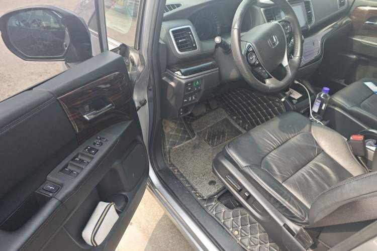 Used Honda Odyssey 2019 2.0L Rui-Zunxiang Edition Driver Seat