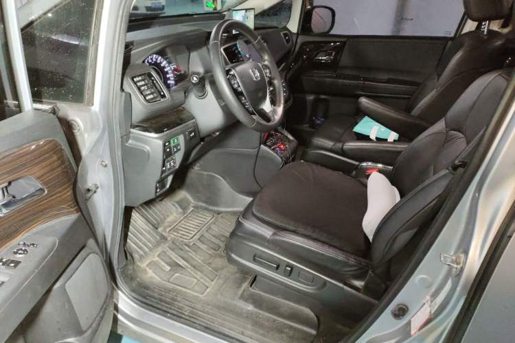 Used Honda Odyssey 2019 2.0L Rui-Zunxiang Edition Driver Seat