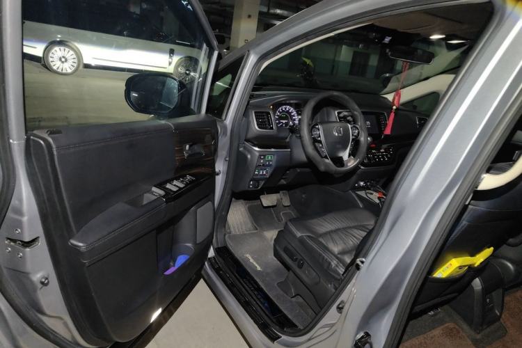 Used Honda Odyssey 2019 2.0L Rui-Zunxiang Edition Driver Seat