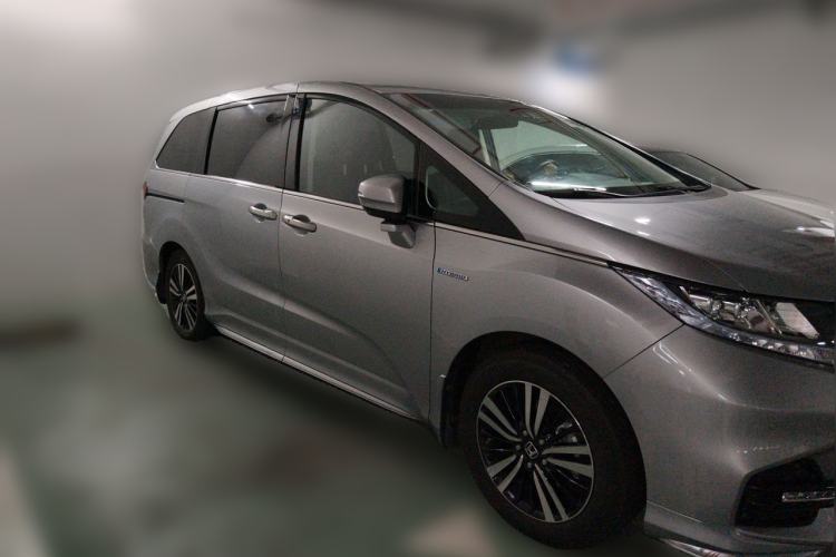 Used Honda Odyssey 2019 2.0L Rui-Zunxiang Edition Front Right 45 Deg