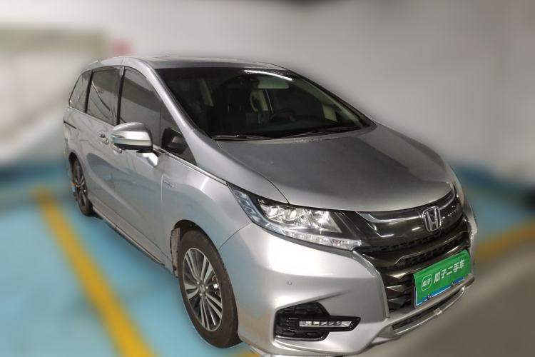 Used Honda Odyssey 2019 2.0L Rui-Zunxiang Edition Front Right 45 Deg