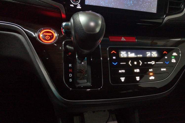 Used Honda Odyssey 2019 2.0L Rui-Zunxiang Edition Gear Lever
