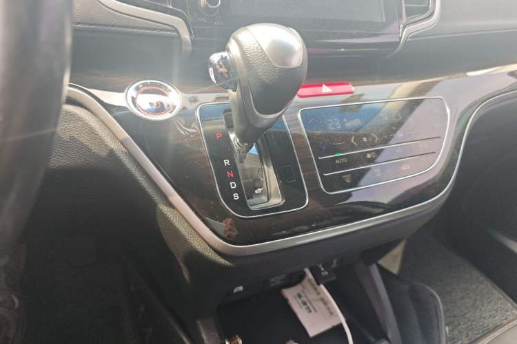 Used Honda Odyssey 2019 2.0L Rui-Zunxiang Edition Gear Lever