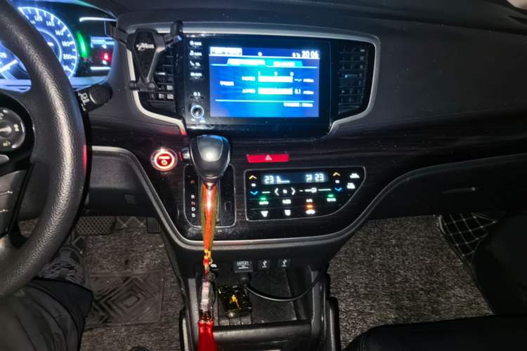 Used Honda Odyssey 2019 2.0L Rui·Smart Edition Audio And AC Panel