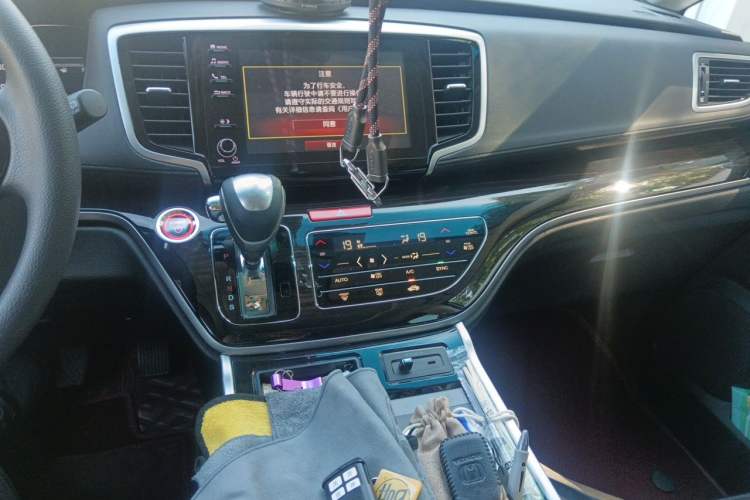 Used Honda Odyssey 2019 2.0L Rui·Smart Edition Audio And AC Panel