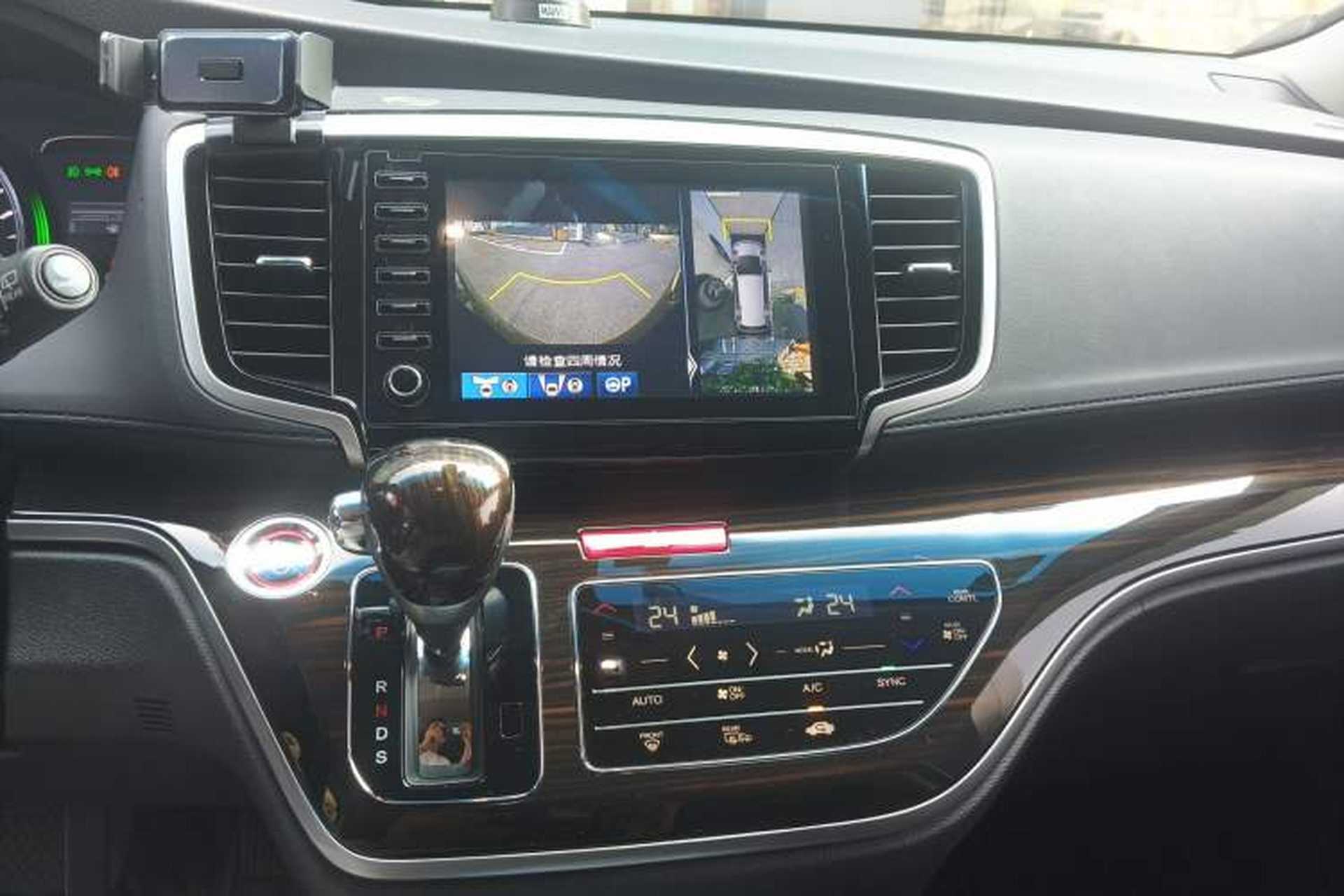 Used Honda Odyssey 2019 2.0L Rui·Zhi Zhen Edition Audio And AC Panel