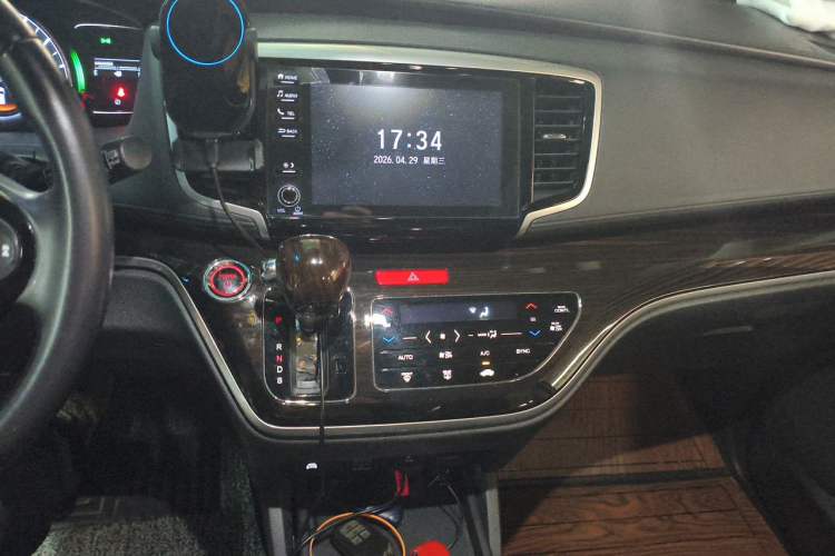 Used Honda Odyssey 2019 2.0L Rui-Zunxiang Edition Audio And AC Panel