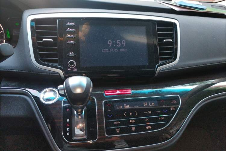 Used Honda Odyssey 2019 2.0L Rui-Zunxiang Edition Audio And AC Panel