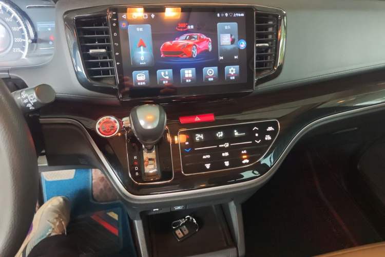 Used Honda Odyssey 2019 2.0L Rui·Comfort Edition Audio And AC Panel