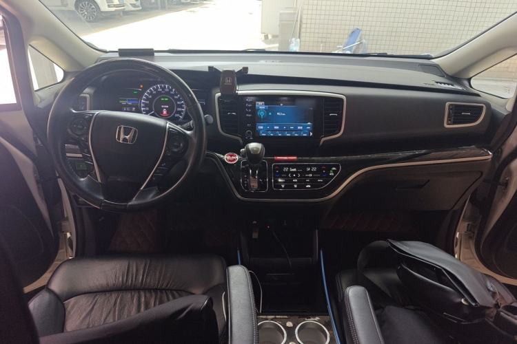 Used Honda Odyssey 2019 2.0L Rui·Smart Edition Center Console