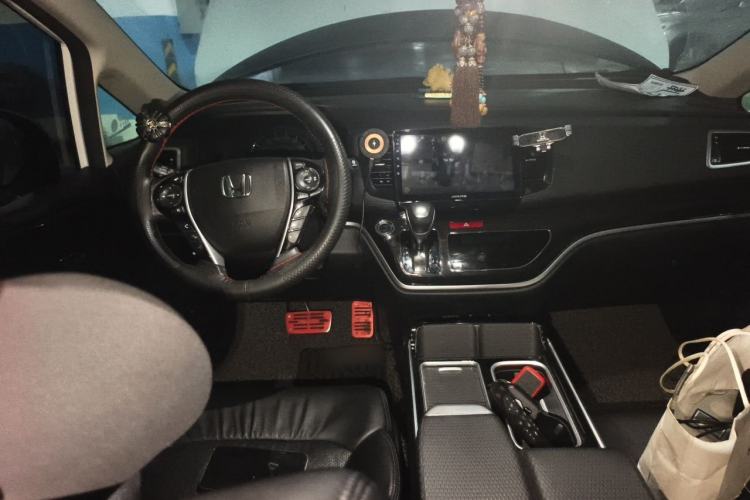 Used Honda Odyssey 2019 2.0L Rui·Zhi Zhen Edition Center Console