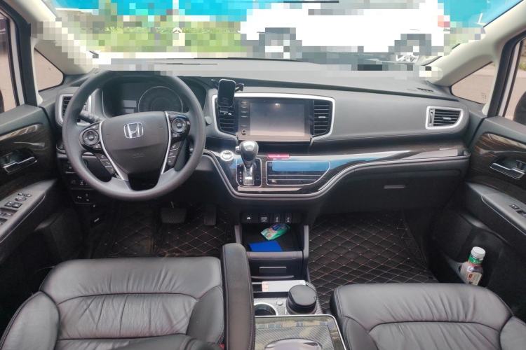 Used Honda Odyssey 2019 2.0L Rui·Smart Edition Center Console