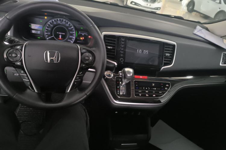 Used Honda Odyssey 2019 2.0L Rui·Zhi Zhen Edition Center Console