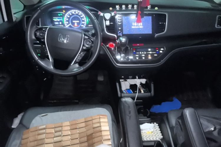 Used Honda Odyssey 2019 2.0L Rui-Zunxiang Edition Center Console