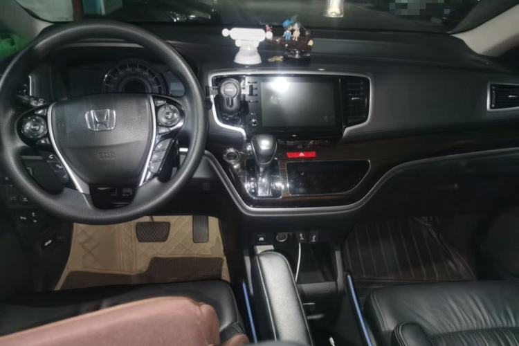 Used Honda Odyssey 2019 2.0L Rui·Smart Edition Center Console