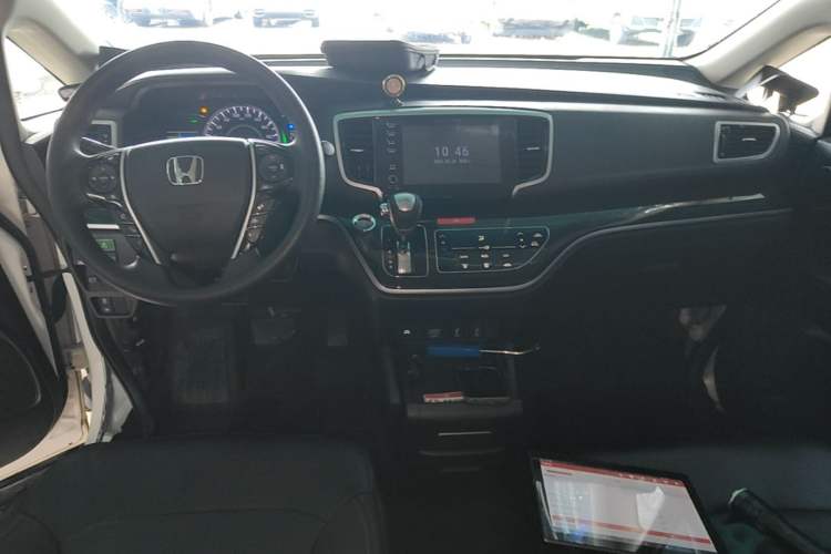 Used Honda Odyssey 2019 2.0L Rui-Changxiang Edition Center Console
