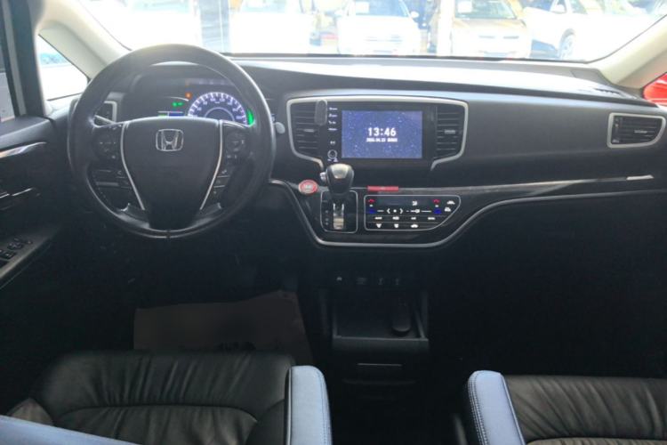 Used Honda Odyssey 2019 2.0L Rui·Smart Edition Center Console