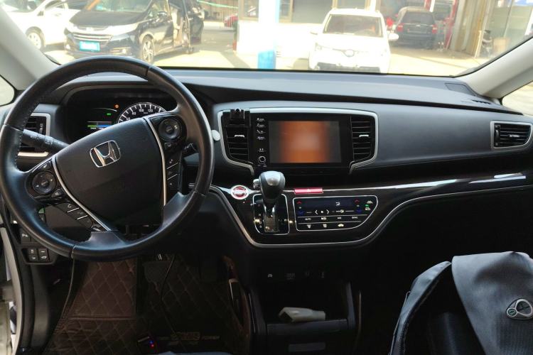 Used Honda Odyssey 2019 2.0L Rui-Zunxiang Edition Center Console