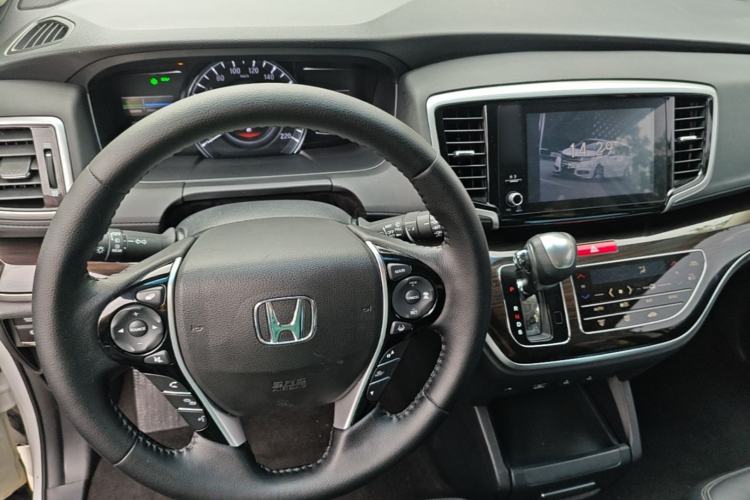 Used Honda Odyssey 2019 2.0L Rui·Smart Edition Center Console