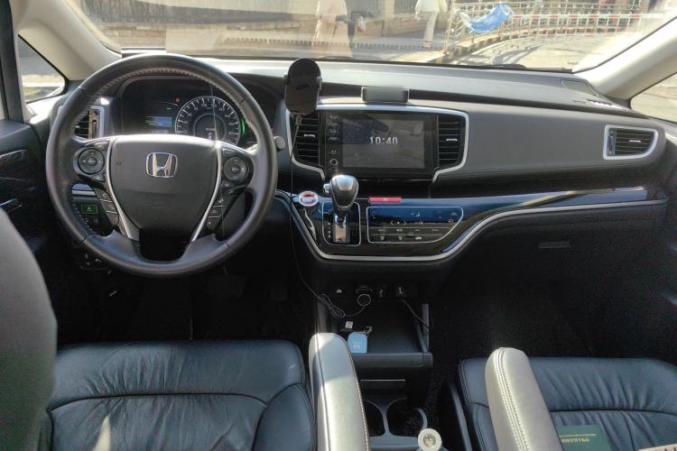 Used Honda Odyssey 2019 2.0L Rui-Zunxiang Edition Center Console