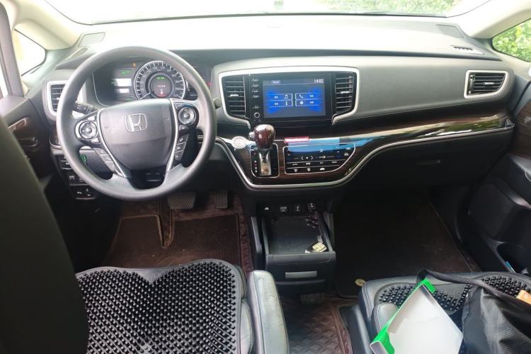 Used Honda Odyssey 2019 2.0L Rui·Smart Edition Center Console