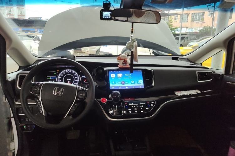 Used Honda Odyssey 2019 2.0L Rui·Smart Edition Center Console
