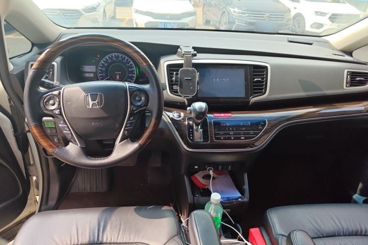 Used Honda Odyssey 2019 2.0L Rui·Smart Edition Center Console