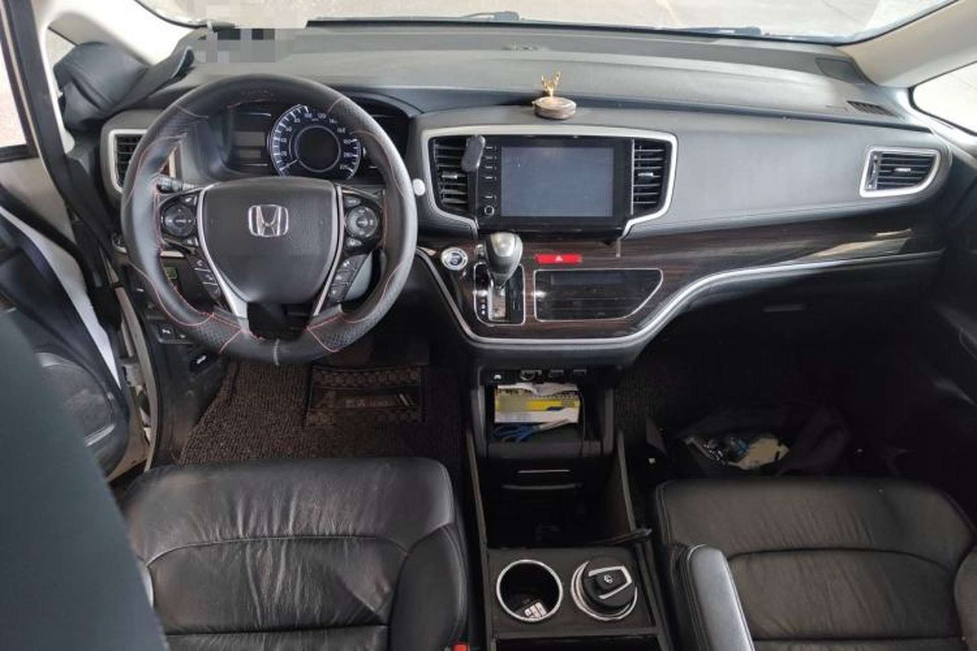 Used Honda Odyssey 2019 2.0L Rui·Smart Edition Center Console