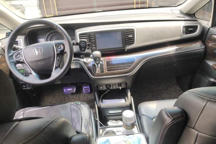 Used Honda Odyssey 2019 2.0L Rui·Smart Edition Center Console