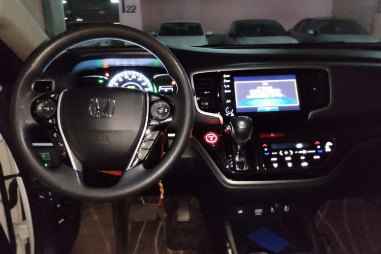 Used Honda Odyssey 2019 2.0L Rui·Smart Edition Center Console