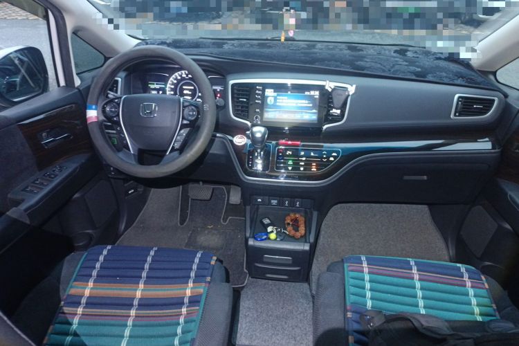 Used Honda Odyssey 2019 2.0L Rui-Changxiang Edition Center Console