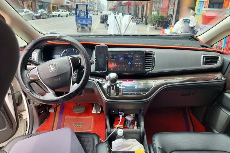 Used Honda Odyssey 2019 2.0L Rui·Comfort Edition Center Console