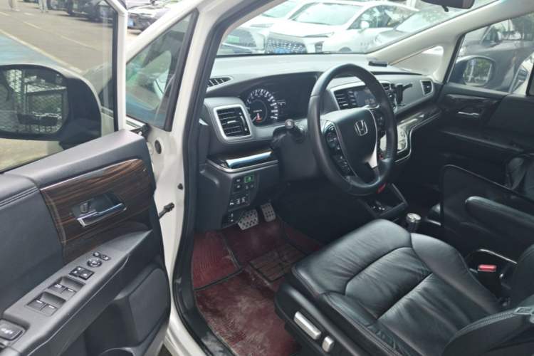 Used Honda Odyssey 2019 2.0L Rui-Zunxiang Edition Driver Seat