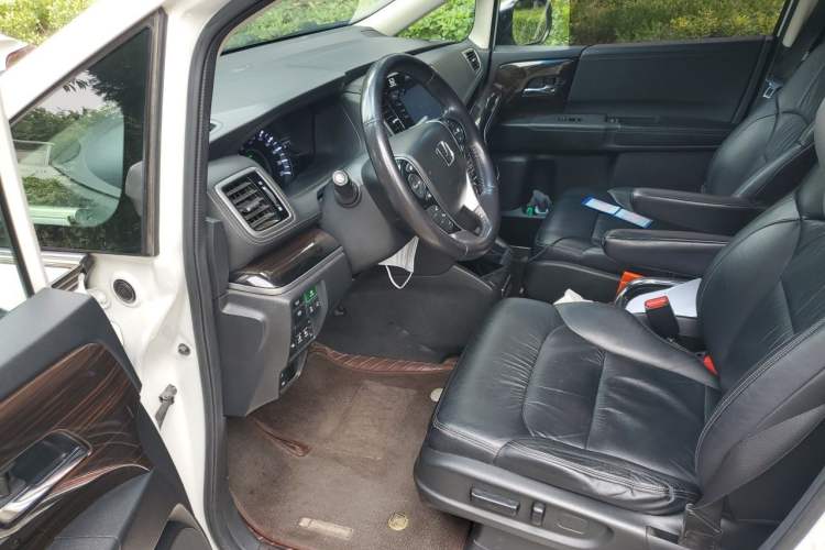 Used Honda Odyssey 2019 2.0L Rui-Zunxiang Edition Driver Seat